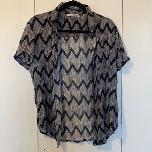 Another Influencer short sleeve button shirt